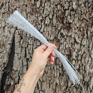 Sundries - Fine Floral Wire - 36cm White paper wrapped